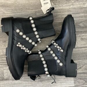 Zara Pearl Strap Leather Platform Lug Sole Chelsea Ankle Boots Black Sz. 7.5